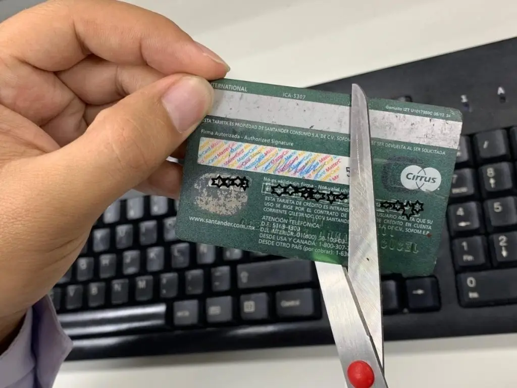 COMO SE UTILIZA UNA NOTA DE CREDITO PARA ANULAR UNA FACTURA CORRECTAMENTE